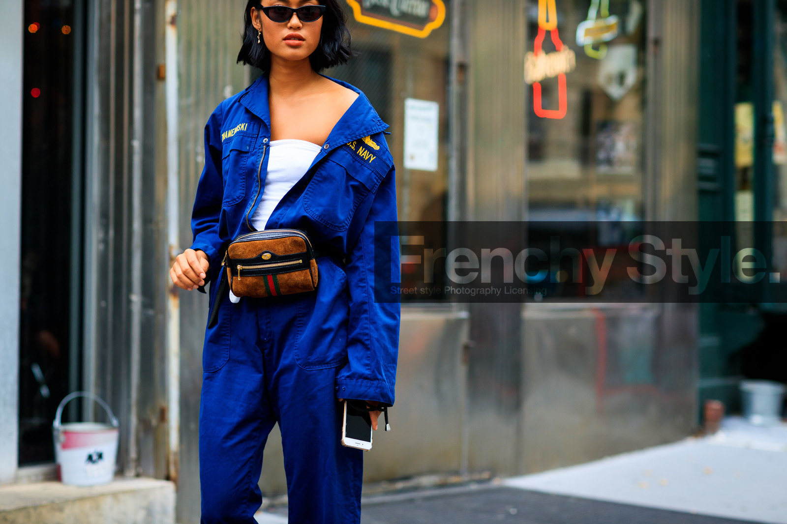 blue jumpsuit, blue overall, brown bag, bustier top, fanny pack, graphic bag, gucci, leather bag, printed bag, sunglasses, trousers, white top, street style, jonathan paciullo, FW, frenchystyle, fashion week, NYFW, NEW YORK, SPRING SUMMER 2019, SS 19, atmosphere details, horizontal, detail