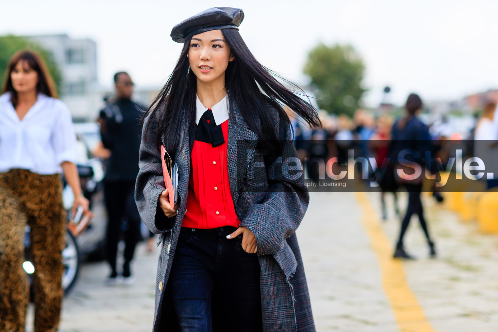 atmosphere details, beret, black denim, black hat, denim pants, detail, fashion week, frenchystyle, FW, grey coat, horizontal, jeans, jonathan paciullo, leather cap, MFW, MILAN, overcoat, red sweater, SPRING SUMMER 2017, SS 17, street style, trousers, yoyo cao