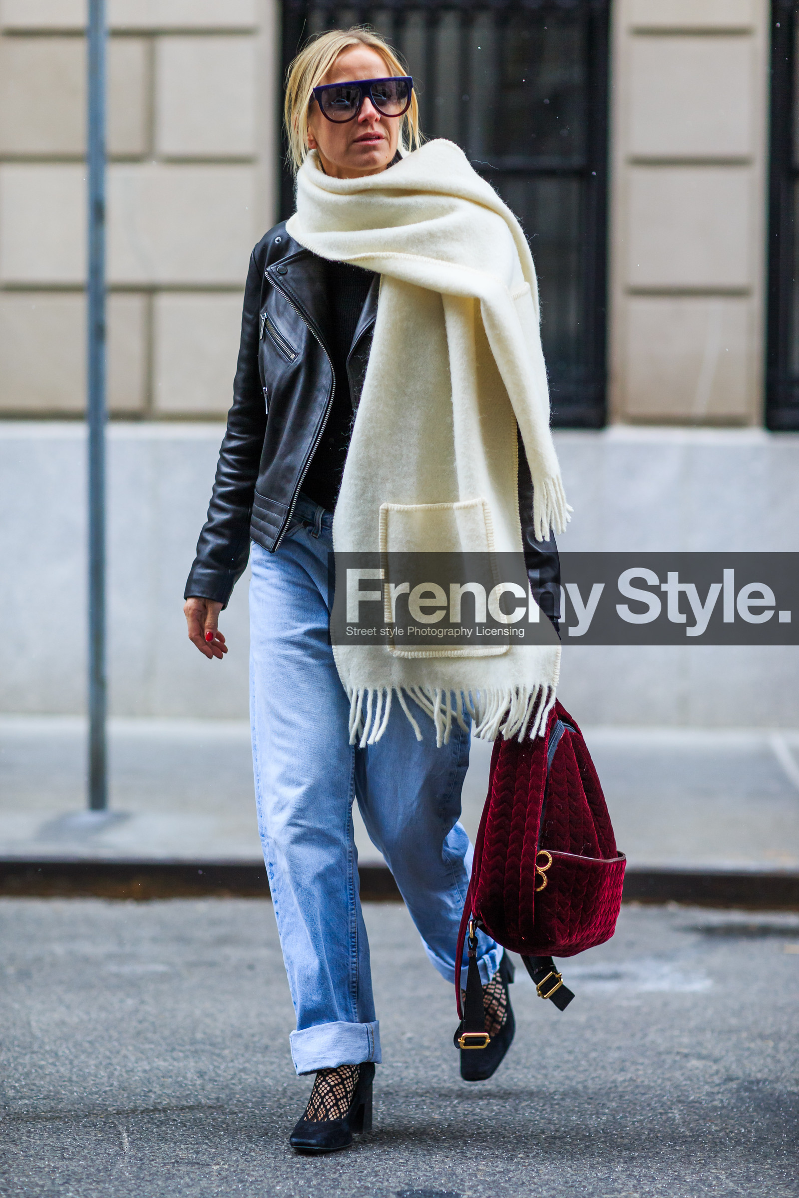 AUTUMN WINTER 2016-2017, AW 16-17, backpack, black heels, black jacket, black perfecto, blue denim, boyfriend jean, celine aagaard, denim pants, fashion week, fishnet, frenchystyle, full length, FW, FW 16-17, jeans, jonathan paciullo, leather jacket, leather perfecto, leather shoes, NEW YORK, NYFW, oversize, red bag, street style, suede shoes, sunglasses, trousers, velvet, vertical, white scarf, woman