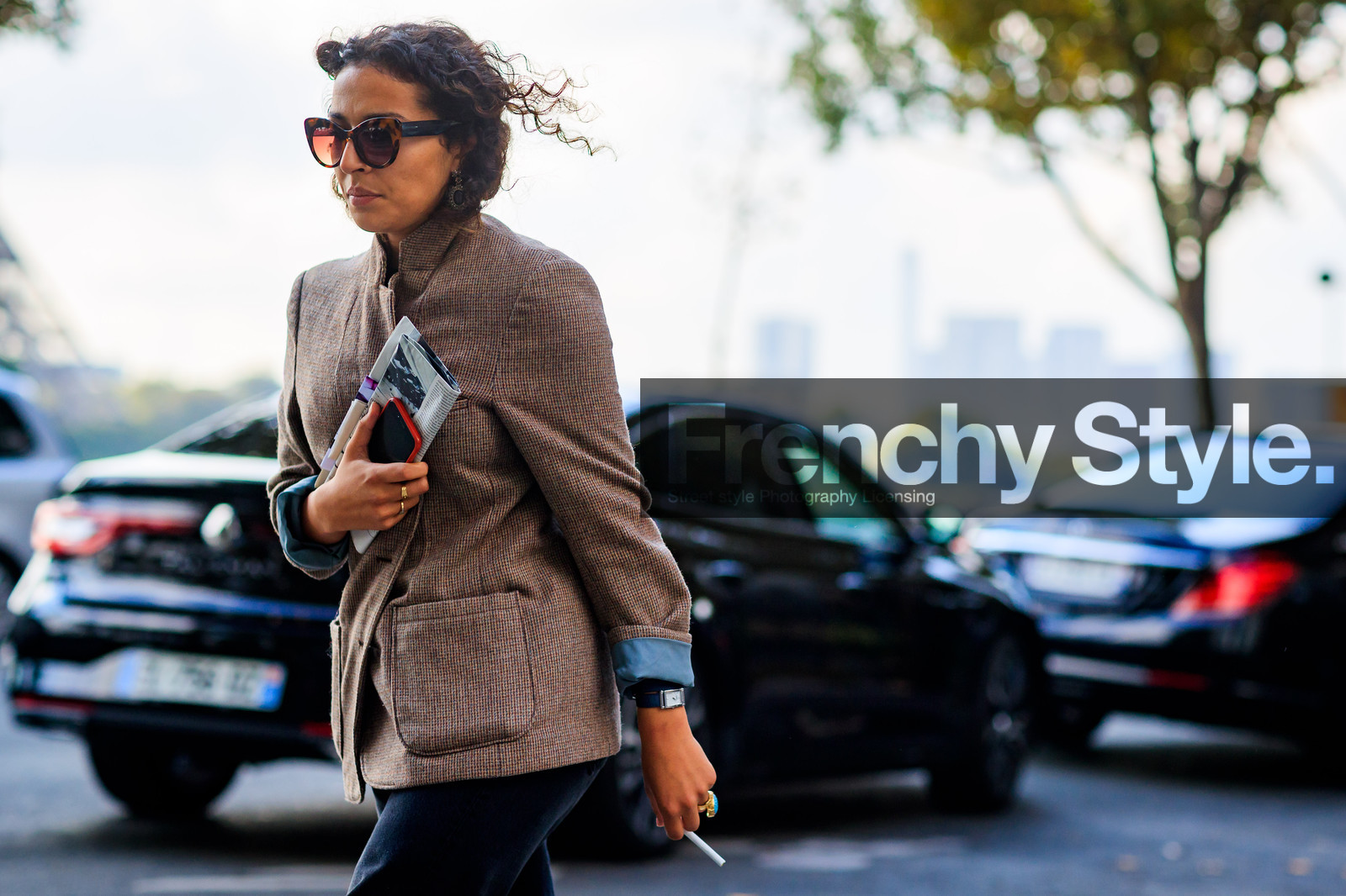 atmosphere details, blazer, brown jacket, detail, fashion week, frenchystyle, FW, horizontal, jonathan paciullo, PARIS, PFW, SPRING SUMMER 2018, SS 18, street style, sunglasses, trousers, watch