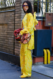 doina ciobanu, etro, graphic bag, graphic jacket, graphic pants, leather bag, leather shoes, multicolor bag, printed bag, printed jacket, printed pants, sunglasses, trousers, yellow jacket, yellow pants, yellow shoes, MILAN, MFW, fashion week, frenchystyle, FW, jonathan paciullo, street style, AUTUMN WINTER 2019-2020, AW 19-20, FALL WINTER 2019-2020, FW 19-20, vertical, full length