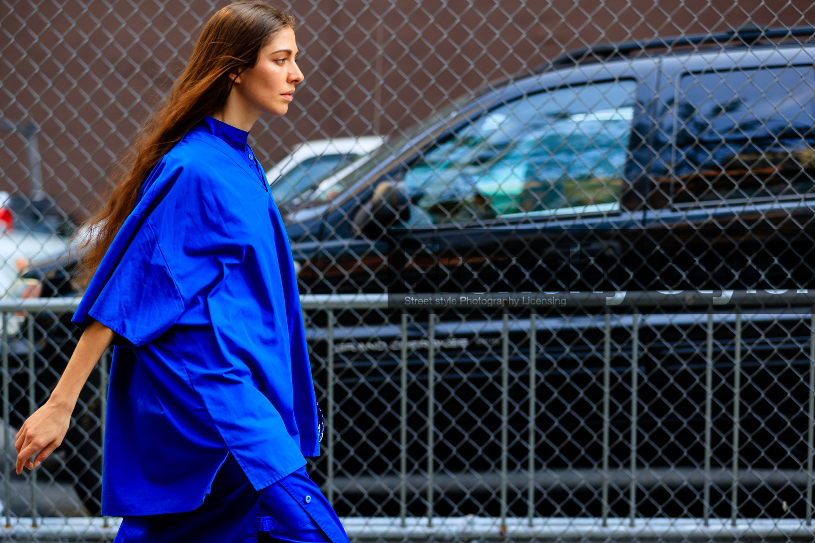 atmosphere details, blue shirt, detail, fashion week, frenchystyle, FW, horizontal, jonathan paciullo, NEW YORK, NYFW, oversize, SPRING SUMMER 2017, SS 17, street style, tone on tone, total look blue, woman