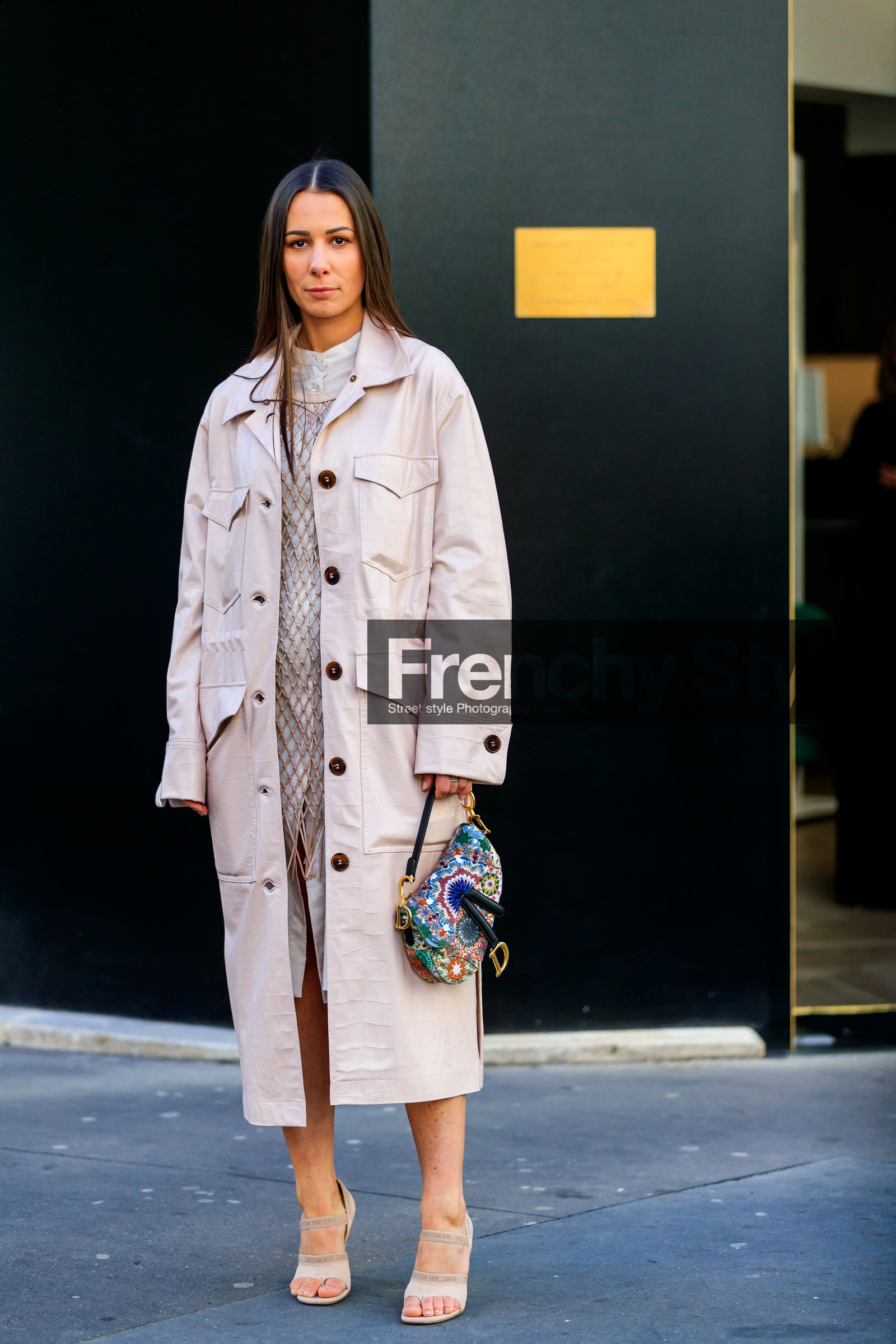 alice & j.s, christian dior, embroidered bag, fishnet, graphic bag, graphic dress, high heels, leather bag, leather shoes, multicolor bag, pink coat, pink dress, printed bag, printed dress, saddle bag, white shoes, fashion week, frenchystyle, FW, jonathan paciullo, street style, PFW, PARIS, AUTUMN WINTER 2019-2020, AW 19-20, FALL WINTER 2019-2020, FW 19-20, vertical, full length