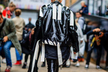 atmosphere details, black and white, black jacket, black pants, detail, fashion week, frenchystyle, FW, graphic jacket, horizontal, jonathan paciullo, leather jacket, leather pants, LFW, LONDON, SPRING SUMMER 2017, SS 17, street style, trousers, varnished leather, varnished leather coat, woman