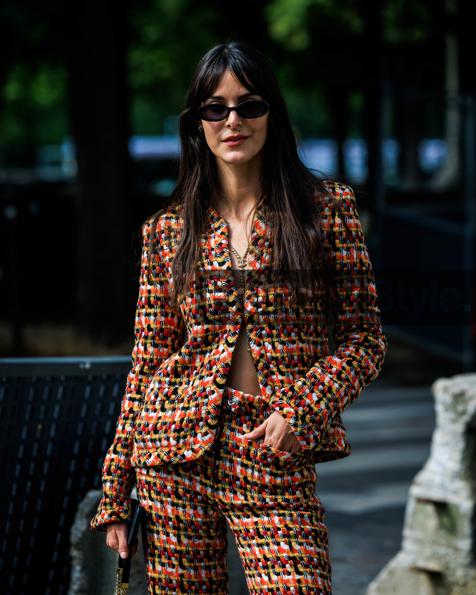 fashion week, frenchystyle, FW, jonathan paciullo, street style, PFW, PARIS, FW 23-24, FALL WINTER 2023-2024, AUTUMN WINTER 2023-2024, HAUTE COUTURE, vertical, atmosphere details, detail