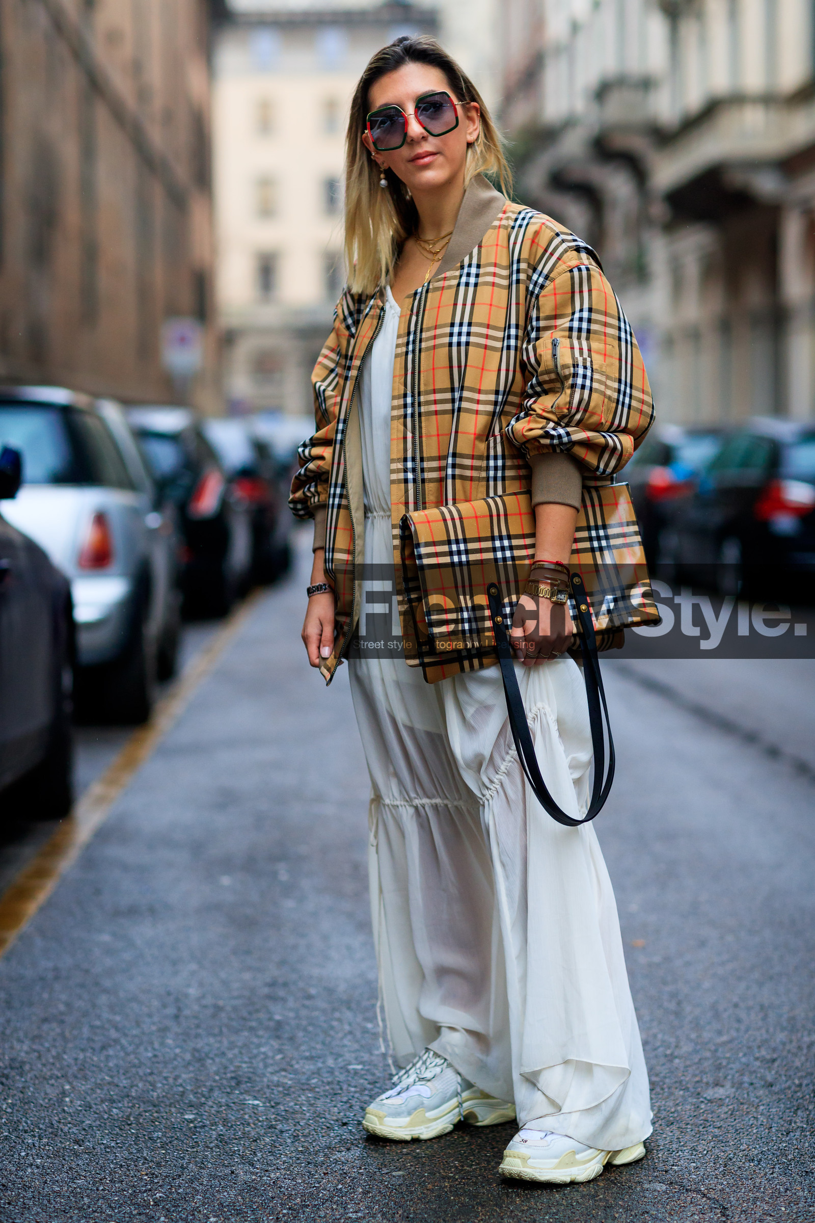 beige bag, beige jacket, burberry, checked, graphic bag, graphic jacket, leather bag, leather shoes, plaid, printed bag, printed jacket, sunglasses, tartan, white dress, white sneakers, fashion week, frenchystyle, FW, jonathan paciullo, street style, MFW, MILAN, AUTUMN WINTER 2018-2019, FALL WINTER 2018-2019, FW 18-19, vertical, full length