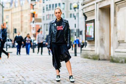 atmosphere details, black jacket, black perfecto, black shoes, black skirt, black sweater, choker, fashion week, frenchystyle, full length, FW, horizontal, jonathan paciullo, leather jacket, leather perfecto, leather shoes, LFW, LONDON, necklace, printed sweater, SPRING SUMMER 2017, SS 17, street style, woman