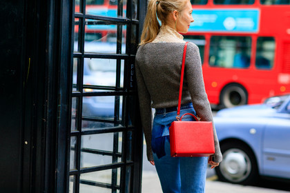 atmosphere details, beige sweater, blue denim, denim pants, detail, fashion week, frenchystyle, FW, horizontal, jeans, jonathan paciullo, lace, leather bag, LFW, LONDON, patchwork, red bag, roberta benteler, SPRING SUMMER 2017, SS 17, street style, trousers, woman