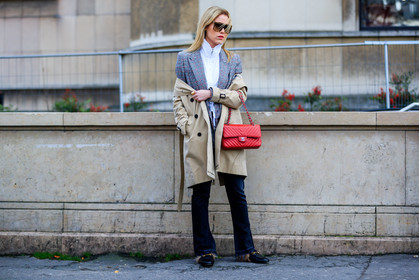 Annabel Rosendahl, atmosphere details, AUTUMN WINTER 2017-2018, AW 17-18, beige coat, black denim, black mules, black shoes, blazer, chanel handbag, checked jacket, denim pants, FALL WINTER 2017-2018, fashion week, frenchystyle, full length, fur shoes, FW, FW 17-18, graphic jacket, grey jacket, gucci, horizontal, jeans, jonathan paciullo, leather bag, leather shoes, loafers, off the shoulder, PARIS, PFW, plaid, printed jacket, red bag, street style, sunglasses, trench coat, trousers, white shirt
