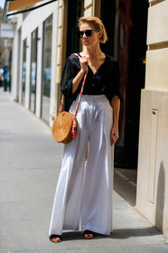 beige bag, black shirt, black shoes, leather bag, sunglasses, trousers, white pants, wide pants, fashion week, frenchystyle, FW, jonathan paciullo, street style, PFW, PARIS, vertical, full length, AUTUMN WINTER 2018-2019, FALL WINTER 2018-2019, FW 18-19, vika gazinskaya