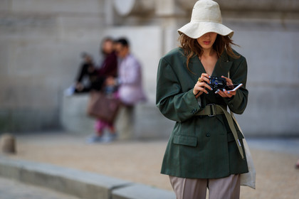 street style, jonathan paciullo, FW, frenchystyle, fashion week, PFW, PARIS, SPRING SUMMER 2019, SS 19, horizontal, atmosphere details, detail