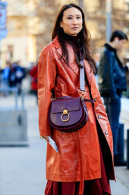 bordeaux, burgundy, chloé, elizabeth von der goltz, leather bag, leather coat, red bag, red coat, PARIS, PFW, street style, jonathan paciullo, FW, frenchystyle, fashion week, AUTUMN WINTER 2019-2020, AW 19-20, FALL WINTER 2019-2020, FW 19-20, vertical, atmosphere details, detail