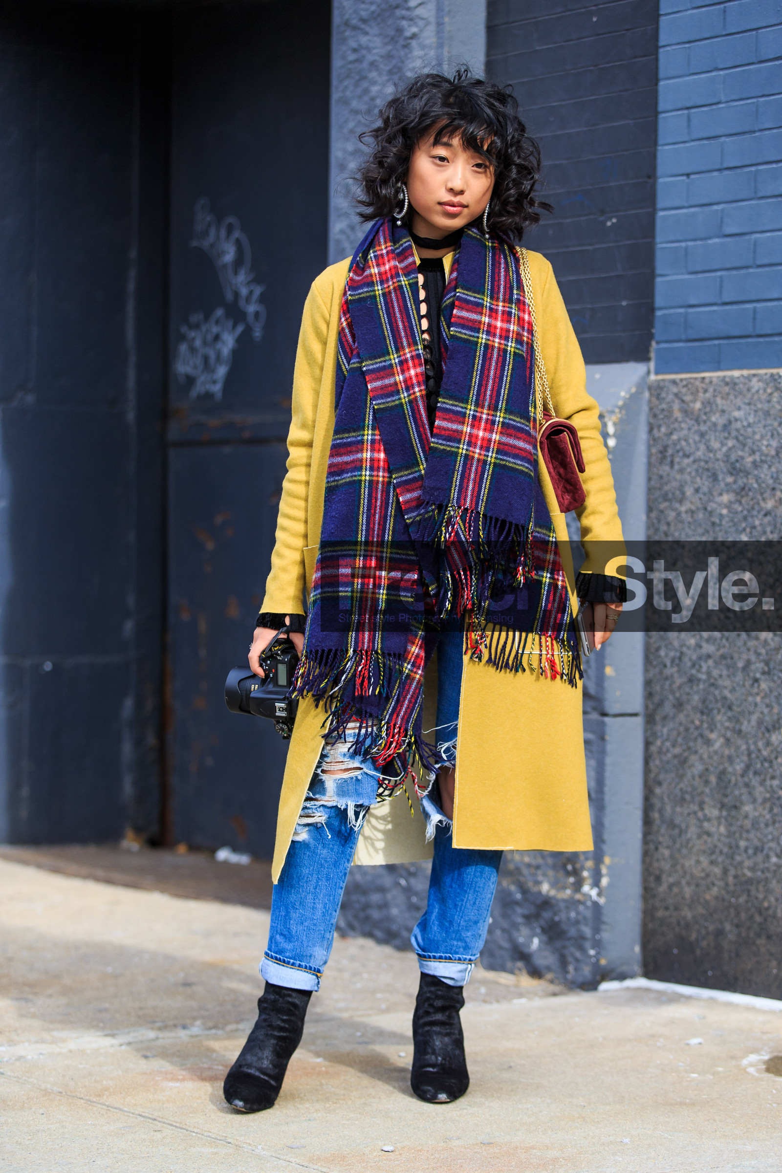 AUTUMN WINTER 2016-2017, AW 16-17, black boots, blue denim, blue scarf, checked scarf, denim pants, FALL WINTER 2016-2017, fashion week, frenchystyle, full length, FW, FW 16-17, jeans, jonathan paciullo, margaret, NEW YORK, NYFW, plaid, ripped pants, street style, striped scarf, stripes, tartan, trousers, vertical, woman, yellow coat, zhang