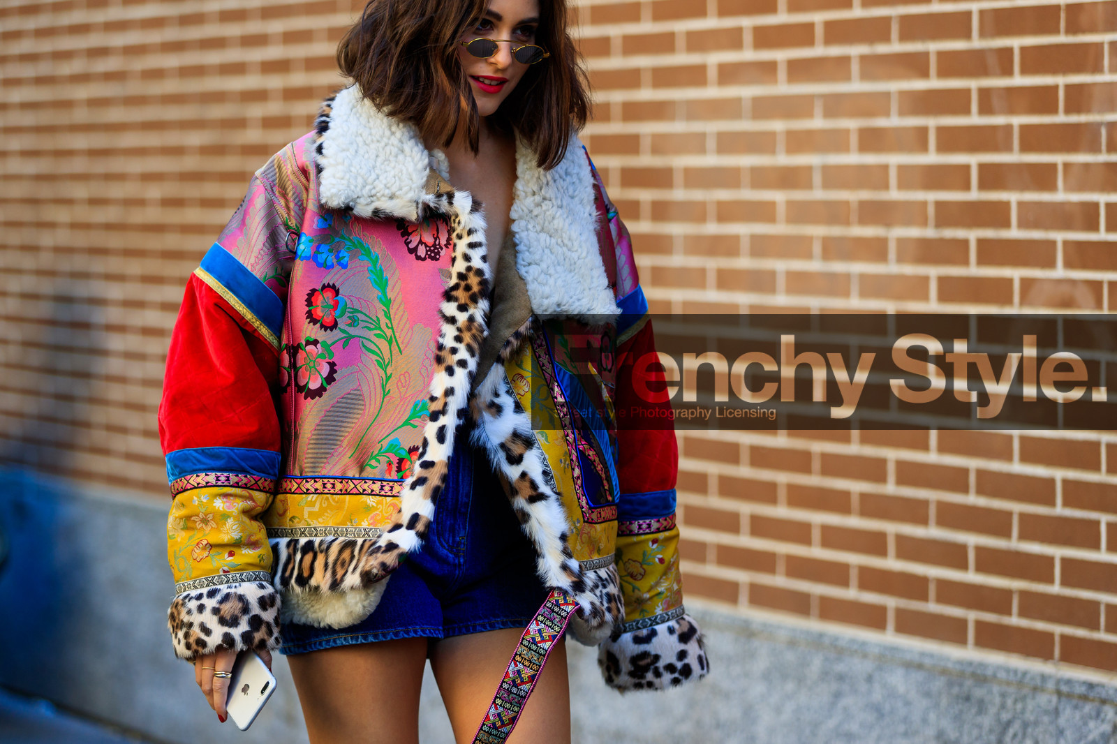 animal print, atmosphere details, blue denim, denim shorts, detail, etro, fashion week, floral, flowers, frenchystyle, FW, graphic jacket, horizontal, jonathan paciullo, leopard print, MFW, MILAN, multicolor jacket, printed jacket, SPRING SUMMER 2018, SS 18, street style, sunglasses