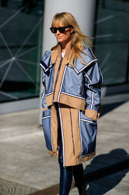 black leggings, graphic jacket, grey coat, jeanette madsen, printed jacket, sunglasses, trousers, MILAN, MFW, fashion week, frenchystyle, FW, jonathan paciullo, street style, AUTUMN WINTER 2019-2020, AW 19-20, FALL WINTER 2019-2020, FW 19-20, vertical, atmosphere details, detail
