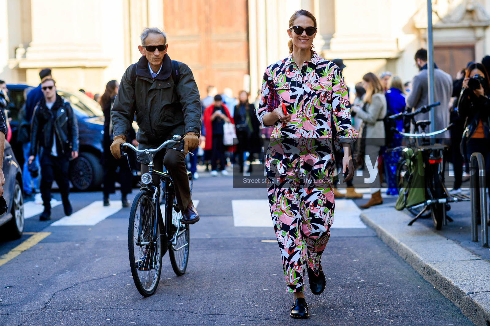 black shoes, graphic jacket, graphic jumpsuit, graphic pants, j.j martin, leather bag, leather shoes, multicolor jumpsuit, printed jacket, printed jumpsuit, printed pants, sunglasses, trousers, MILAN, MFW, fashion week, frenchystyle, FW, jonathan paciullo, street style, AUTUMN WINTER 2019-2020, AW 19-20, FALL WINTER 2019-2020, FW 19-20, atmosphere details, full length, horizontal