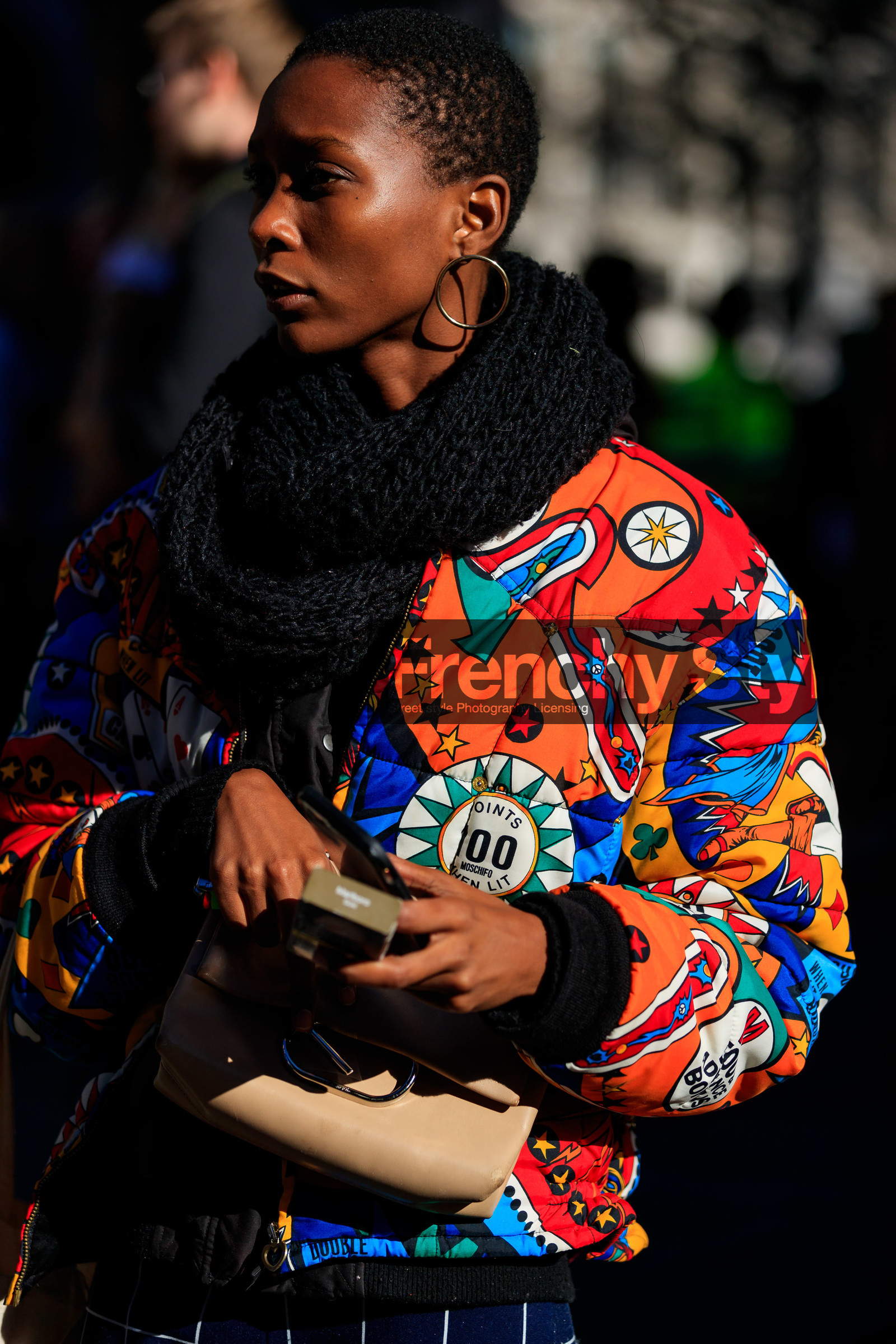 beige bag, black scarf, bomber jacket, earrings, graphic jacket, leather bag, moschino, multicolor jacket, orange jacket, printed jacket, shaved head, fashion week, frenchystyle, FW, jonathan paciullo, street style, LFW, LONDON, AUTUMN WINTER 2019-2020, AW 19-20, FW 19-20, FALL WINTER 2019-2020, vertical, atmosphere details, detail