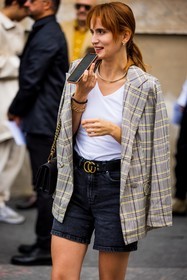 bag, belt, black bag, black belt, blazer, bracelet, checked blazer, checked print, denim, grey blazer, grey short, leather belt, long short, print, printed blazer, short, tartan, tartan blazer, v-neck t-shirt, white t-shirt, fashion week, frenchystyle, FW, jonathan paciullo, street style, PFW, PARIS, SPRING SUMMER 2022, SS 22, vertical, atmosphere details