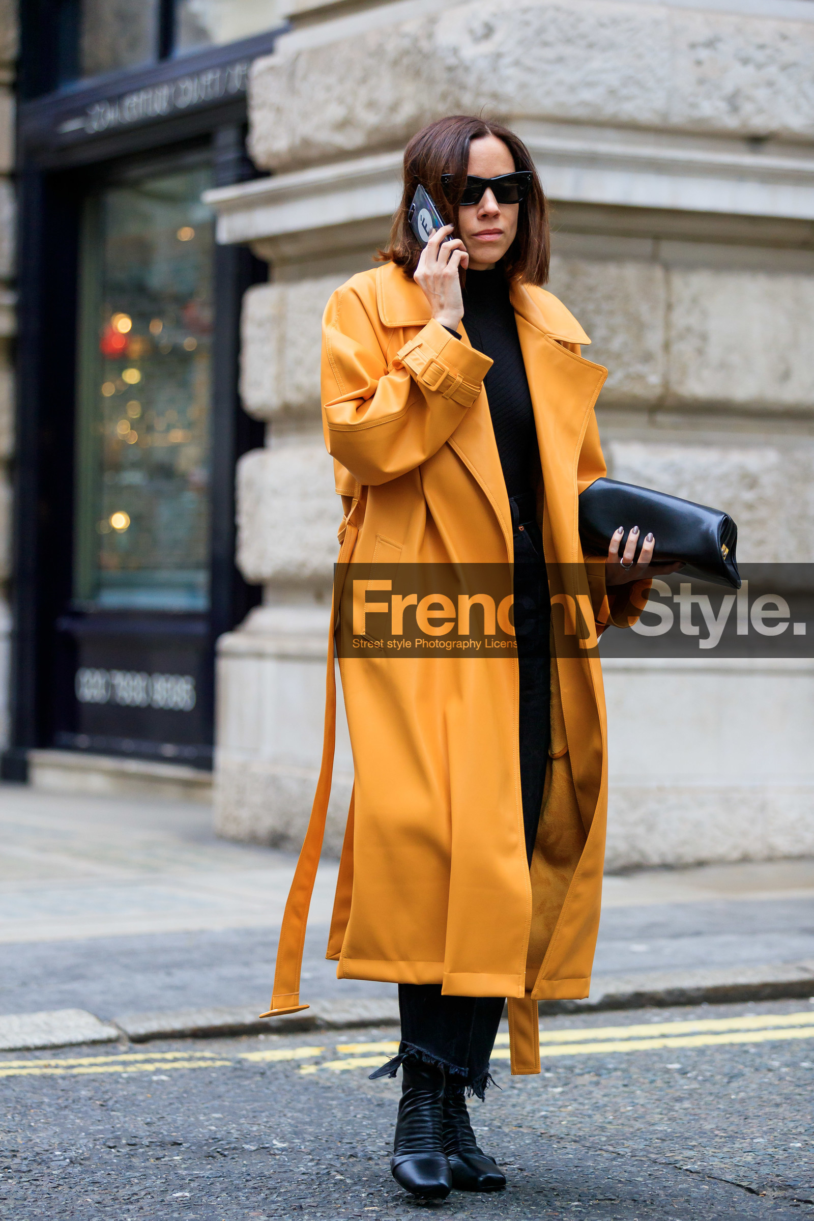 black bag, black shoes, céline, high heels, leather bag, leather coat, leather shoes, orange coat, sunglasses, trousers, street style, jonathan paciullo, FW, frenchystyle, fashion week, LFW, LONDON, AUTUMN WINTER 2019-2020, AW 19-20, FW 19-20, FALL WINTER 2019-2020, vertical, full length
