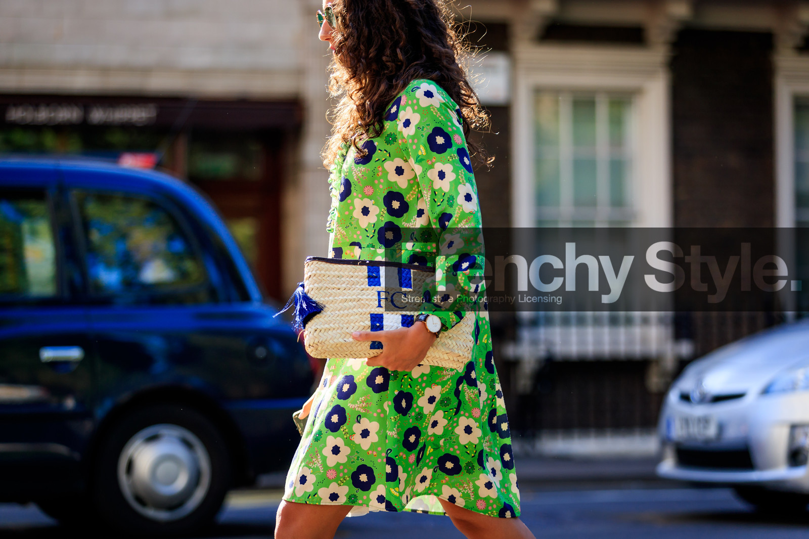 bordeaux, burgundy, dress, leather bag, printed dress, straw bag, sunglasses, fashion week, frenchystyle, FW, jonathan paciullo, street style, LFW, LONDON, SPRING SUMMER 2019, SS 19, atmosphere details, horizontal, detail