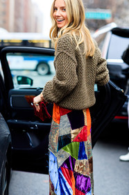 brown sweater, leather bag, multicolor skirt, patchwork, ralph lauren, red bag, velvet, frenchystyle, jonathan paciullo, street style, NYFW, NEW YORK, AUTUMN WINTER 2019-2020, AW 19-20, FALL WINTER 2019-2020, FW 19-20, fashion week, FW, vertical, atmosphere details, detail