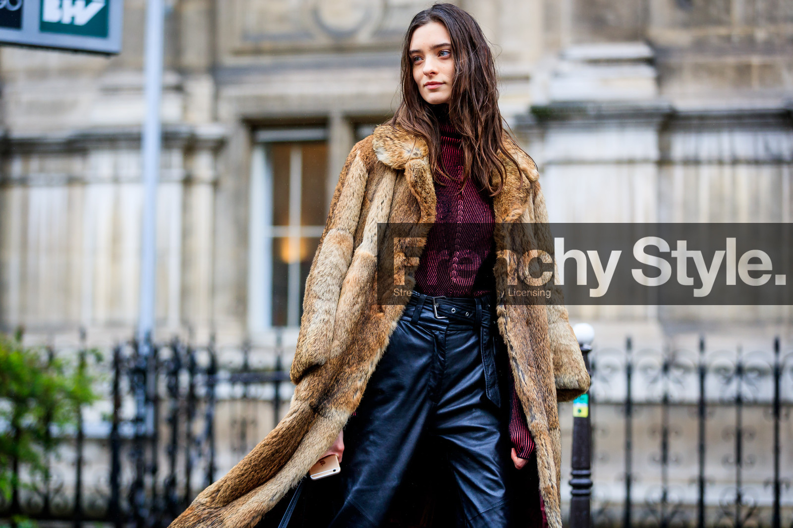 atmosphere details, AUTUMN WINTER 2017-2018, AW 17-18, black pants, brown coat, brown fur, Carolina Thaler, detail, FALL WINTER 2017-2018, fashion week, frenchystyle, Fur coat, FW, FW 17-18, horizontal, jonathan paciullo, leather pants, model, PARIS, PFW, purple sweater, street style