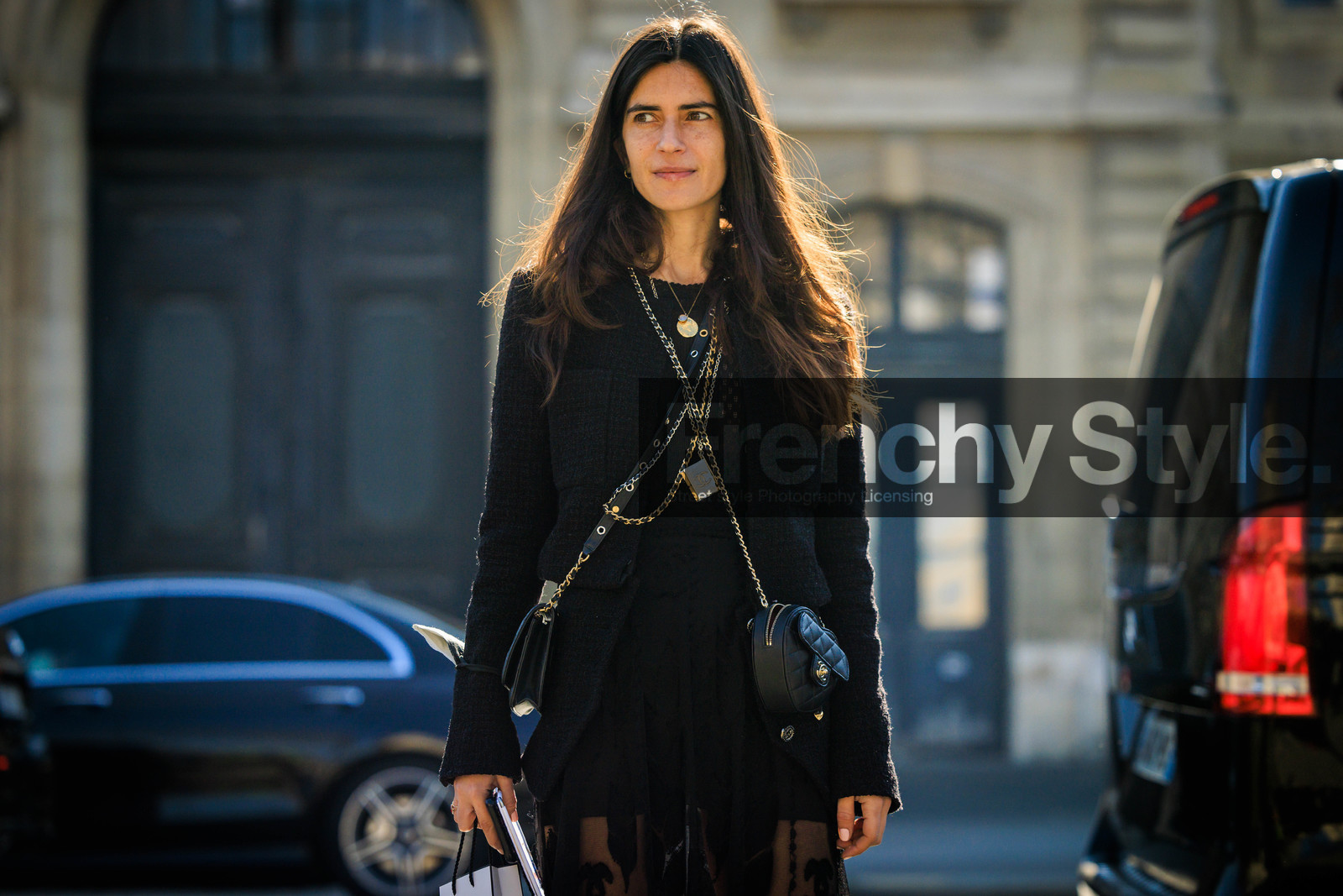 chanel, black balzer, multiple necklaces, crossbody bag, chanel bag, heart bag, black bag, chanel necklace, chanel dress, black dress, longdress, transparent dress, logo dress, chiara totire, horizontal, FW 22-23, FALL WINTER 2022_2023, AUTUMN WINTER 2022-2023, fashion week, frenchystyle, FW, jonathan paciullo, street style, PFW, PARIS, atmosphere details, detail