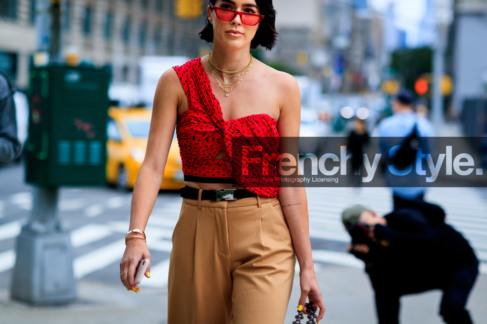 asymetric, beige pants, black belt, bracelet, brittany xavier, crop top, graphic top, necklace, polka dot, printed top, red top, sunglasses, tattoos, trousers, fashion week, frenchystyle, FW, jonathan paciullo, street style, NYFW, NEW YORK, SPRING SUMMER 2019, SS 19, atmosphere details, horizontal, detail