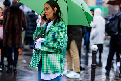atmosphere details, AUTUMN WINTER 2017-2018, AW 17-18, blazer, blue denim, checked jacket, denim pants, detail, FALL WINTER 2017-2018, fashion week, frenchystyle, FW, FW 17-18, gingham, graphic jacket, green jacket, horizontal, jeans, jonathan paciullo, PARIS, PFW, plaid, printed jacket, rachael wang, street style, tartan, trousers, white shirt