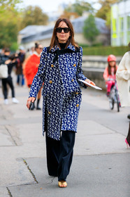 tom ford sunglasses, square shape glasses, navy blue coat, white coat, printed coat, black pants, PARIS, PFW, SPRING SUMMER 2020, SS 20, fashion week, frenchystyle, FW, jonathan paciullo, street style, vertical, full length