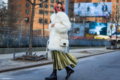 atmosphere details, AUTUMN WINTER 2016-2017, AW 16-17, black boots, chanel, dyed hair, FALL WINTER 2016-2017, fashion week, frenchystyle, full length, fur coat, fur jacket, FW, FW 16-17, horizontal, irene kim, jonathan paciullo, leather bag, leather boots, metallic skirt, NEW YORK, NYFW, pink hair, pleated skirt, street style, sunglasses, white bag, white fur, woman