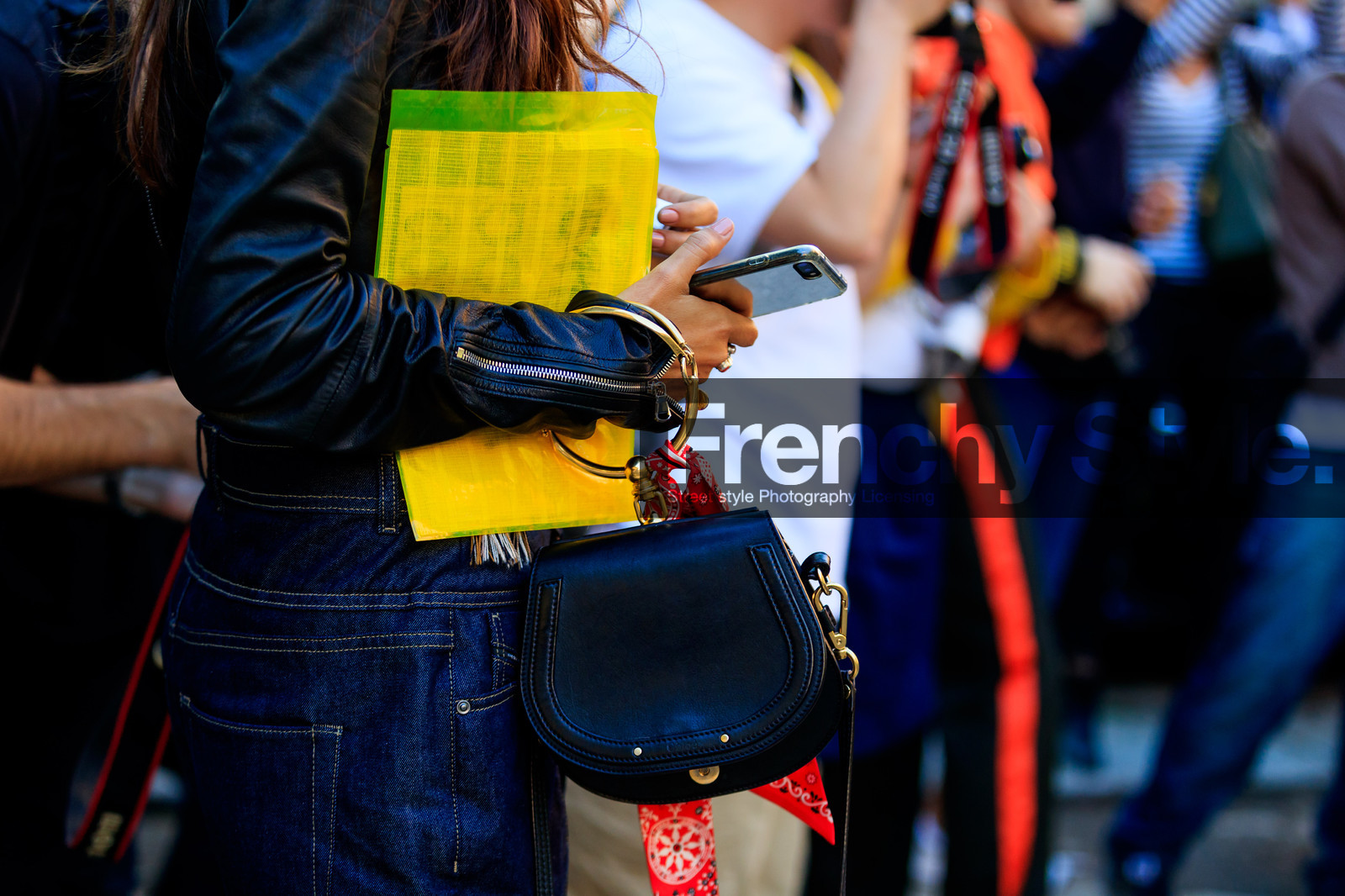 atmosphere details, black bag, black top, black turtleneck, blue denim, chiara totire, chloé, denim pants, detail, fashion week, frenchystyle, FW, horizontal, jeans, jonathan paciullo, leather bag, leather top, MFW, MILAN, red bandana, SPRING SUMMER 2018, SS 18, street style, trousers