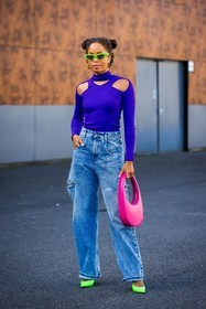bag, blue denim, blue electric top, color, coperni bag, cut out top, denim, Ellie Delphine, fluo green shoes, fluo green sunglasses, fluo pink bag, jean, large denim, large jean, pink bag, sunglasses, top, street style, jonathan paciullo, FW, frenchystyle, fashion week, PFW, PARIS, SPRING SUMMER 2022, SS 22, vertical, full length