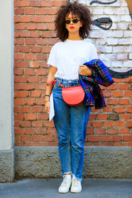 blue denim, denim pants, fanny pack, fashion week, frenchystyle, full length, FW, jeans, jonathan paciullo, leather bag, leather shoes, MFW, MILAN, red bag, red lips, SPRING SUMMER 2018, SS 18, street style, sunglasses, tartan, trousers, vertical, white sneakers, white t shirt