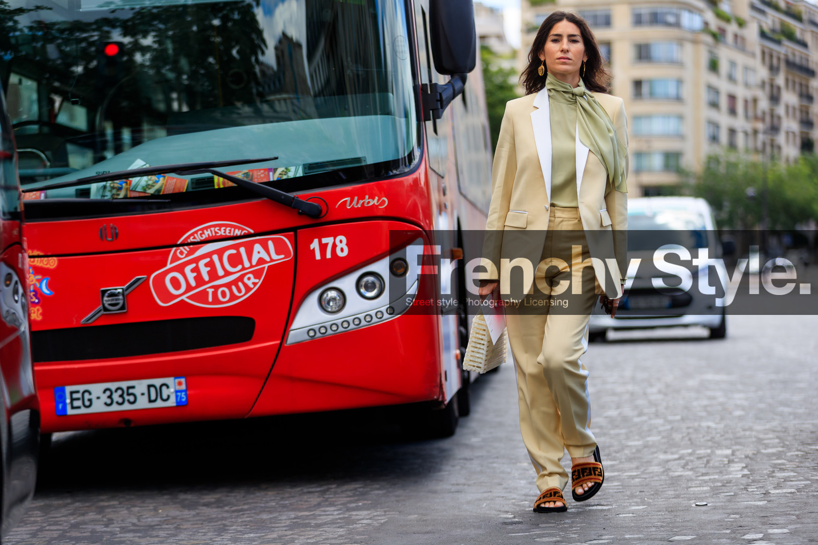 street style, jonathan paciullo, FW, frenchystyle, fashion week, PFW, PARIS, SPRING SUMMER 2019, SS 19, deborah reyner sebag, horizontal, atmosphere details, full length