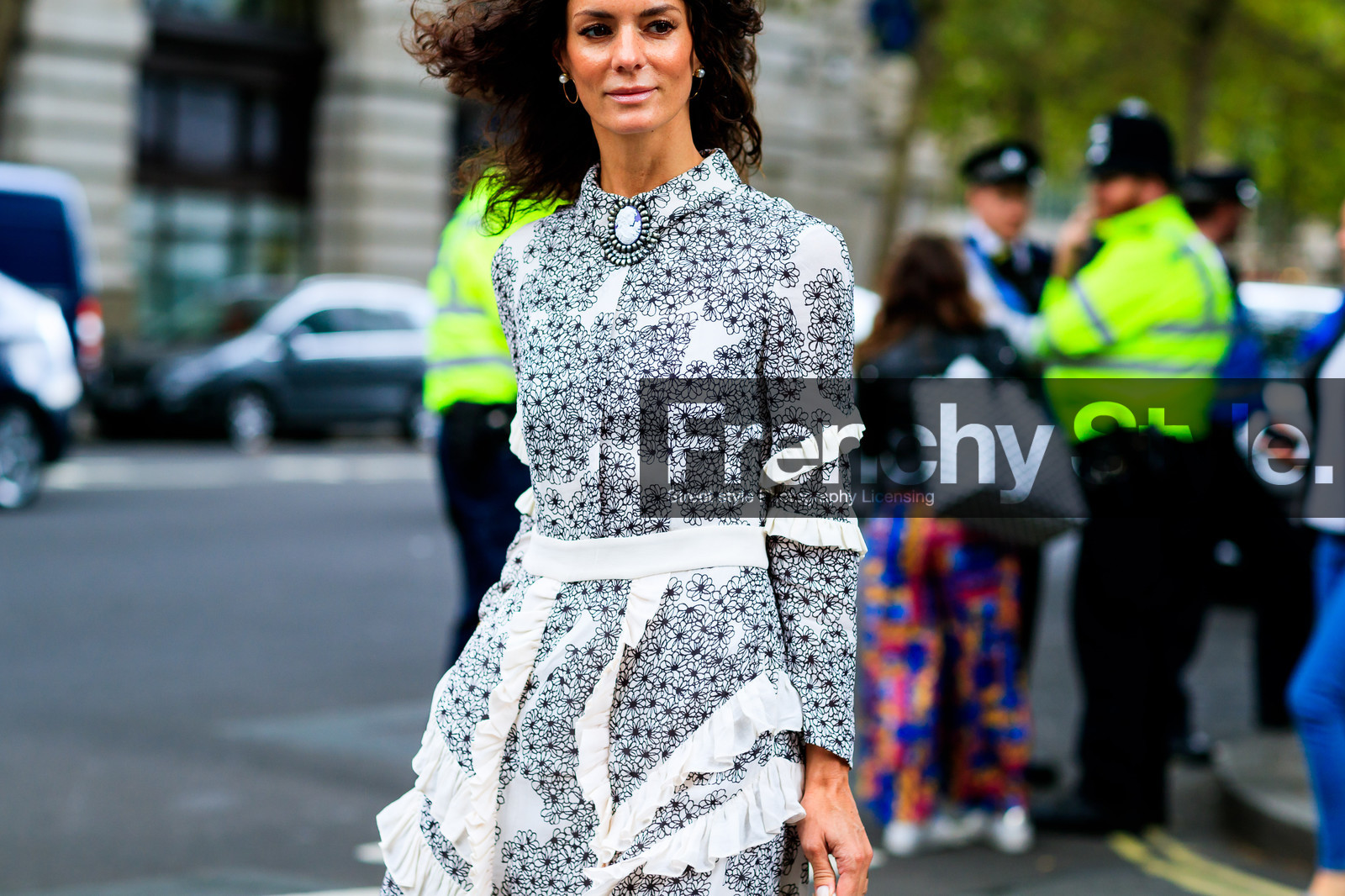 black and white, floral, flowers, graphic dress, printed dress, fashion week, frenchystyle, FW, jonathan paciullo, street style, LFW, LONDON, SPRING SUMMER 2019, SS 19, atmosphere details, horizontal, detail