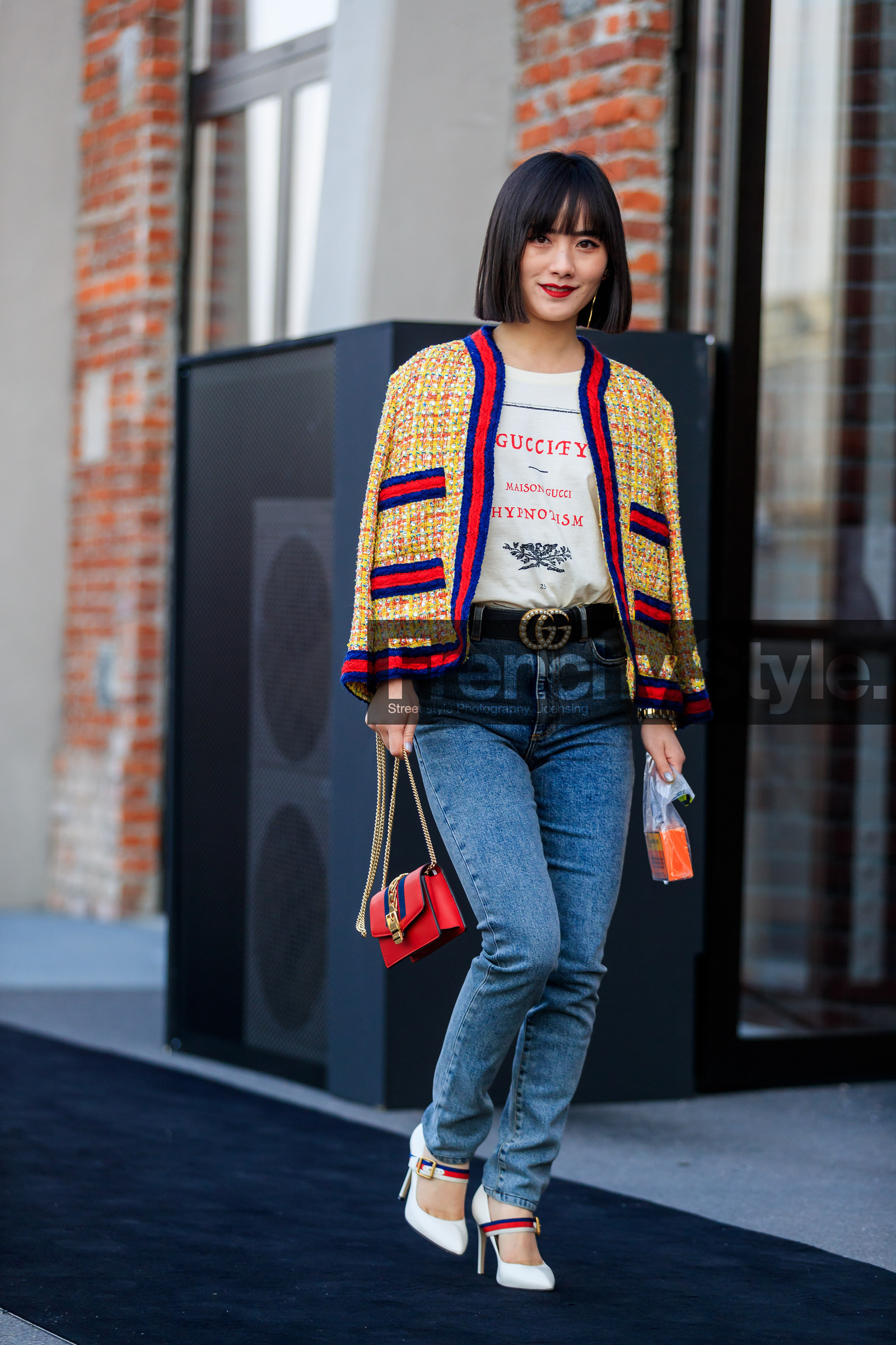 black belt, blue denim, denim pants, graphic bag, graphic jacket, gucci, high heels, jeans, leather bag, leather belt, leather shoes, over the shoulder, printed bag, printed jacket, printed t shirt, red bag, trousers, tweed jacket, white shoes, white t shirt, yellow jacket, fashion week, frenchystyle, FW, jonathan paciullo, street style, MFW, MILAN, AUTUMN WINTER 2018-2019, FALL WINTER 2018-2019, FW 18-19, vertical, full length