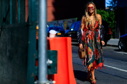 atmosphere details, bustier dress, embroidered dress, embroideries, fashion week, frenchystyle, fringes, full length, FW, golden details, graphic bag, green dress, grey jacket, gucci, horizontal, jonathan paciullo, loafers, multicolor dress, NEW YORK, nina suess, NYFW, off the shoulder, red shoes, SPRING SUMMER 2018, SS 18, street style, sunglasses, velvet, wood bag
