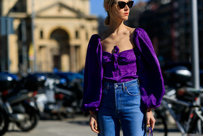 blue denim, denim pants, glitter, graphic bag, jeans, leather bag, linda tol, printed bag, purple shirt, sequined bag, shiny bag, silver bag, sunglasses, trousers, MILAN, MFW, fashion week, frenchystyle, FW, jonathan paciullo, street style, AUTUMN WINTER 2019-2020, AW 19-20, FALL WINTER 2019-2020, FW 19-20, atmosphere details, detail, horizontal