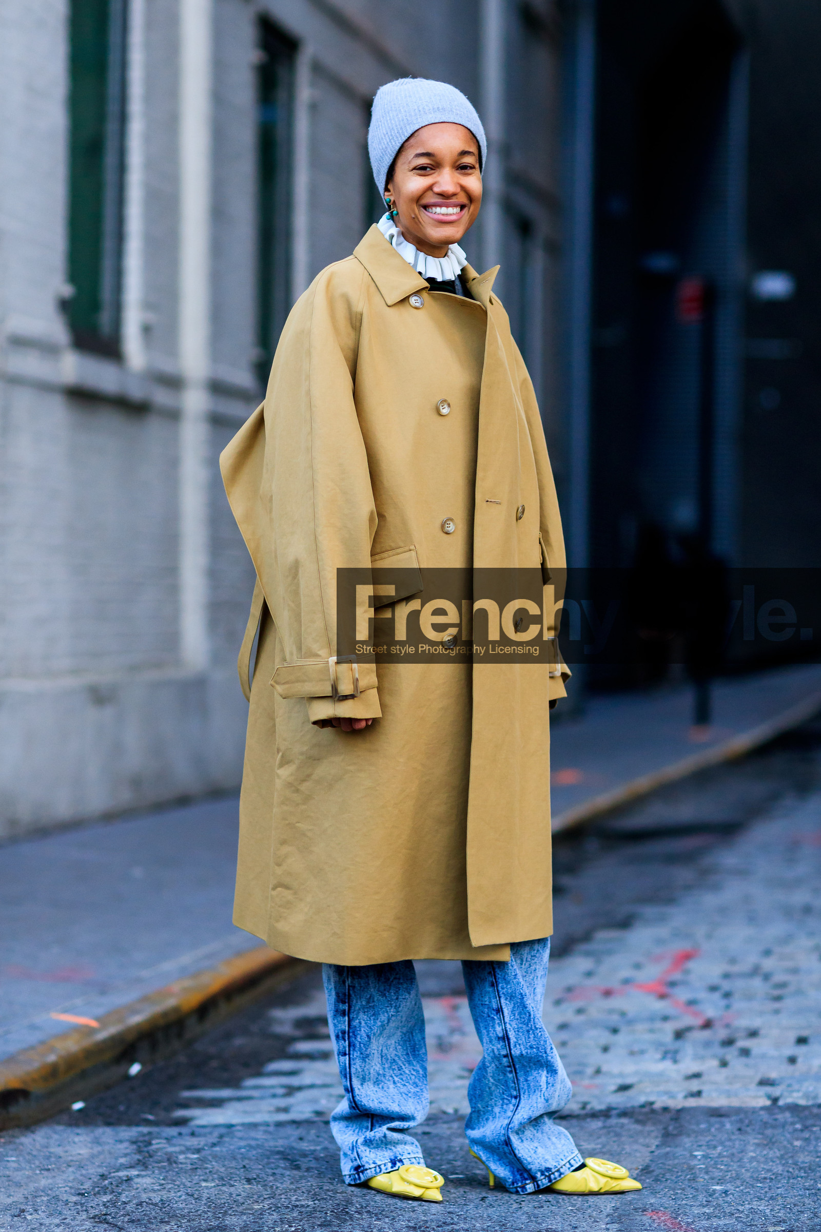 AUTUMN WINTER 2017-2018, AW 17-18, beige coat, blue denim, denim pants, earrings, FALL WINTER 2017-2018, fashion week, frenchystyle, full length, FW, FW 17-18, grey beanie, jeans, jonathan paciullo, leather shoes, NEW YORK, NYFW, street style, tamu mcpherson, trench coat, trousers, vertical, yellow shoes