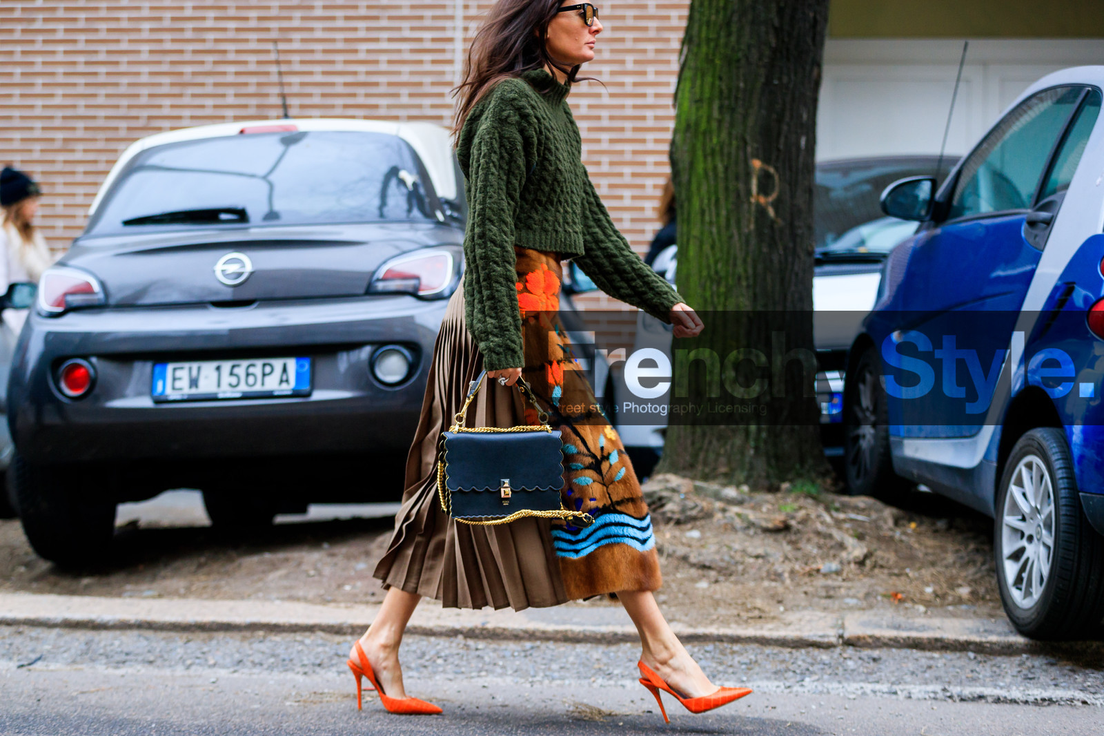 atmosphere details, AUTUMN WINTER 2017-2018, AW 17-18, black bag, brown skirt, detail, embroidered skirt, FALL WINTER 2017-2018, fashion week, fendi, floral, flower, frenchystyle, fur skirt, FW, FW 17-18, giovanna battaglia, green sweater, high heels, horizontal, jonathan paciullo, leather bag, leather shoes, MFW, MILAN, orange shoes, street style, sunglasses