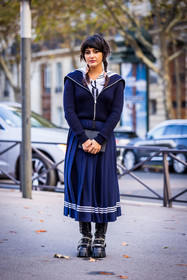 black boots, boots, chunky boots, knitwear, long skirt, Maria Bernad, navy knitwear, navy skirt, pleated skirt, skirt, zipped knitwear, fashion week, frenchystyle, FW, jonathan paciullo, street style, PFW, PARIS, SPRING SUMMER 2022, SS 22, vertical, full length