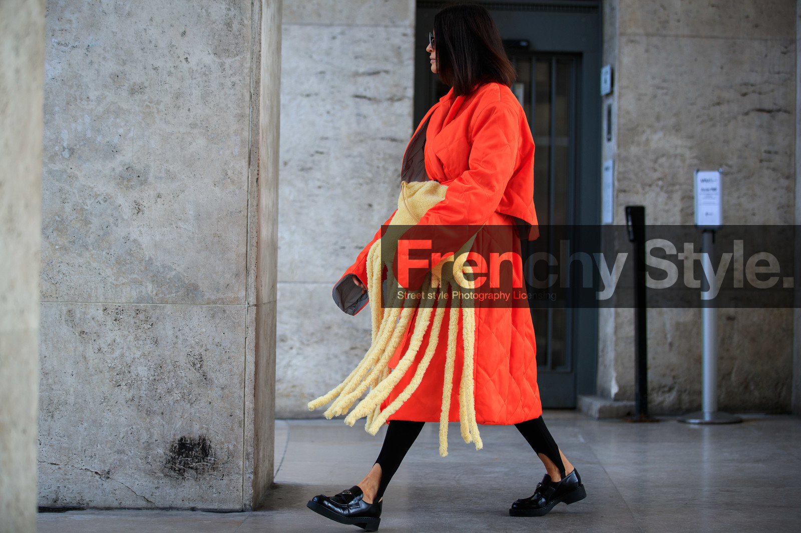 orange coat, quilted coat, down jacket, light yellow bag, fur bag, fringe bag, black leather loafers, prada shoes, black legging, legging pants, fashion week, frenchystyle, FW, jonathan paciullo, street style, PFW, PARIS, SPRING SUMMER 2021, SS 21, horizontal, atmosphere details, detail