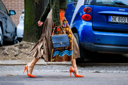 atmosphere details, AUTUMN WINTER 2017-2018, AW 17-18, black bag, brown skirt, detail, embroidered skirt, FALL WINTER 2017-2018, fashion week, fendi, floral, flower, frenchystyle, fur skirt, FW, FW 17-18, giovanna battaglia, green sweater, high heels, horizontal, jonathan paciullo, leather bag, leather shoes, MFW, MILAN, orange shoes, street style, sunglasses