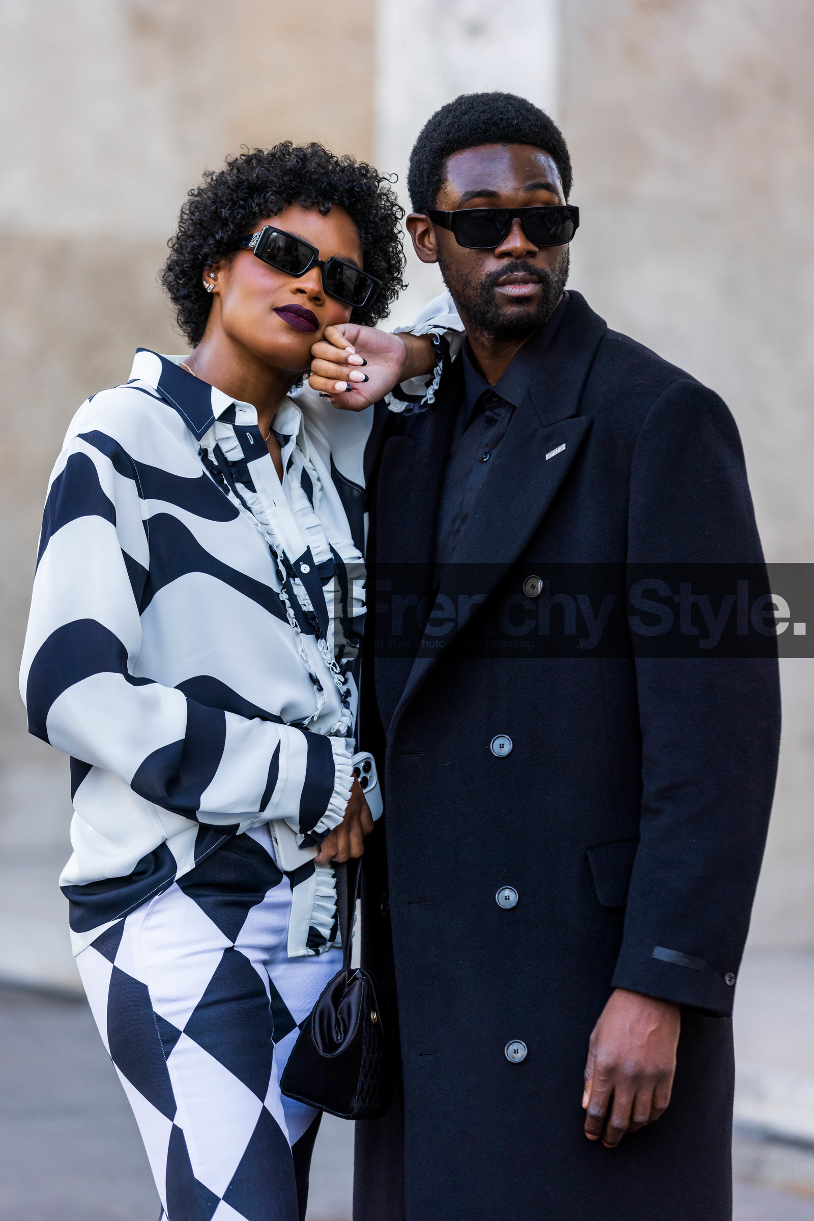 bicolor, black and white, black coat, black pants, black shirt, black sunglasses, coat, diamond print, Didi Stone, duo, Jean-Philippe Phiné N'djoli, long coat, menswear, print, printed pants, printed shirt, rectangle sunglasses, sunglasses, white pants, white shirt, fashion week, frenchystyle, FW, jonathan paciullo, street style, PFW, PARIS, SPRING SUMMER 2022, SS 22, vertical, atmosphere details