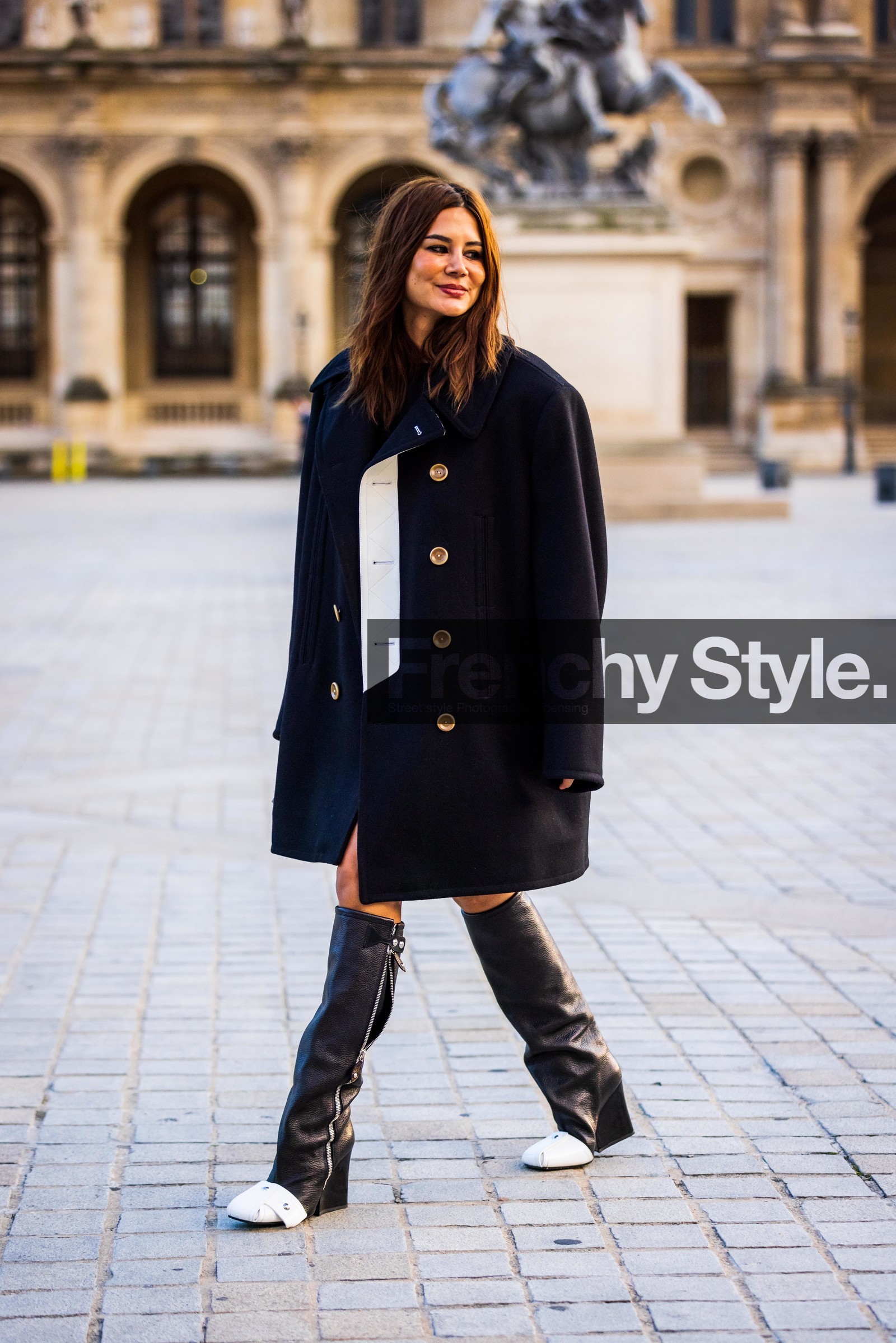 bicolor boots, black boots, black coat, boots, Christine Centenera, coat, high boots, leather boots, oversize coat, fashion week, frenchystyle, FW, jonathan paciullo, street style, PFW, PARIS, SPRING SUMMER 2022, SS 22, vertical, full length