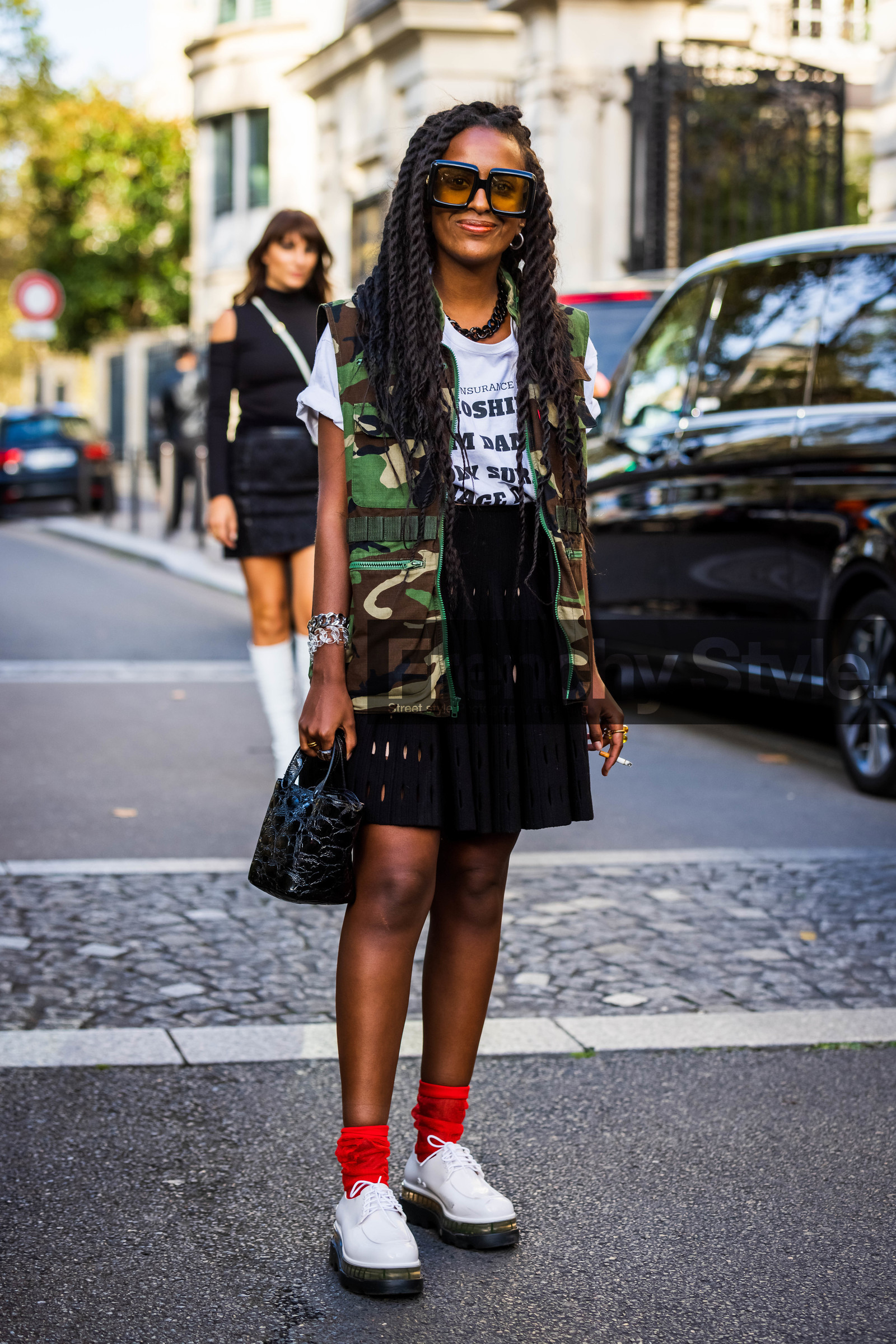 bag, black skirt, camo jacket, camouflage print, derbies, jacket, leather bag, mini bag, necklace, oversize sunglasses, printed jacket, printed t-shirt, red socks, skirt, sleveless jacket, sunglasses, t-shirt, white derbies, white t-shirt, zipped jacket, street style, jonathan paciullo, FW, frenchystyle, fashion week, PFW, PARIS, SPRING SUMMER 2022, SS 22, vertical, full length