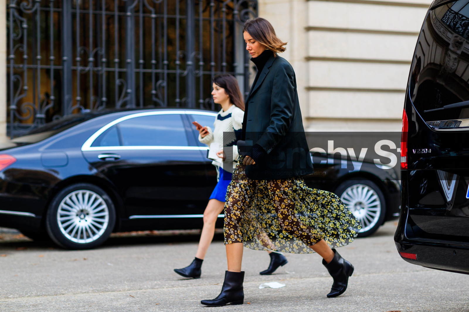 atmosphere details, black bag, black jacket, black shoes, black sweater, blazer, fanny pack, fashion week, floral, flowers, frenchystyle, full length, FW, graphic skirt, horizontal, jonathan paciullo, leather bag, leather shoes, PARIS, PFW, printed skirt, see through, SPRING SUMMER 2018, SS 18, street style, julie pelipas