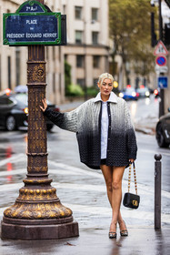 Amalie Gassmann, bag, black bag, black heels, black jacket, embroidery, heels, jacket, leather bag, statement jacket, statements heels, studs, valentino bag, white shirt, street style, jonathan paciullo, FW, frenchystyle, fashion week, PFW, PARIS, SPRING SUMMER 2022, SS 22, vertical, full length