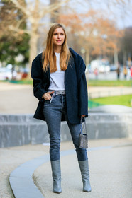 denim pants, grey boots, grey denim, grey jacket, jeans, leather bag, leather shoes, metallic bag, paco rabanne, pernille teisbaek, sequined belt, shiny bag, silver bag, trousers, white t shirt, PARIS, PFW, street style, jonathan paciullo, FW, frenchystyle, fashion week, AUTUMN WINTER 2019-2020, AW 19-20, FALL WINTER 2019-2020, FW 19-20, vertical, full length